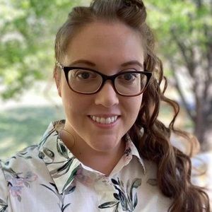 Meet your Posher, Denae